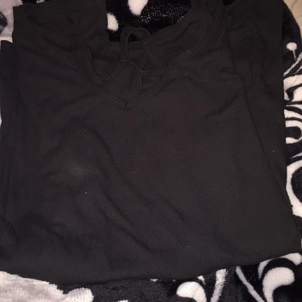 Hollister shirt